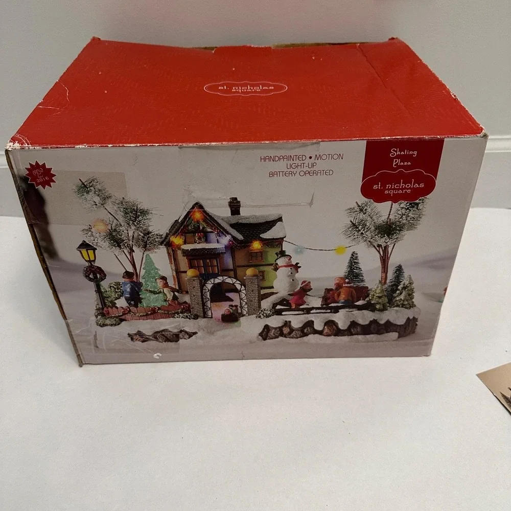 St Nicholas Square 2016 Skating Plaza Animated Lighted Christmas Village + Power